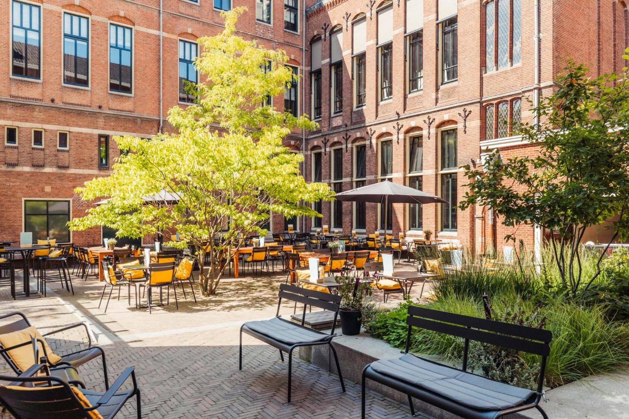 Post-Plaza Hotel & Grand Cafe Leeuwarden Ngoại thất bức ảnh