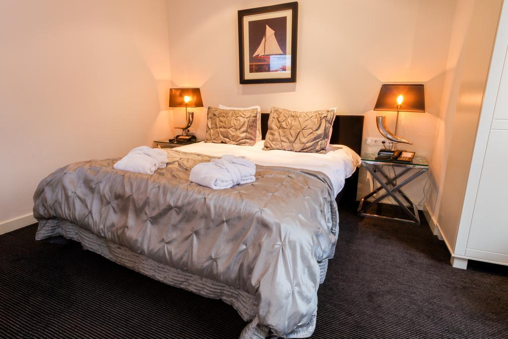Post-Plaza Hotel & Grand Cafe Leeuwarden Ngoại thất bức ảnh
